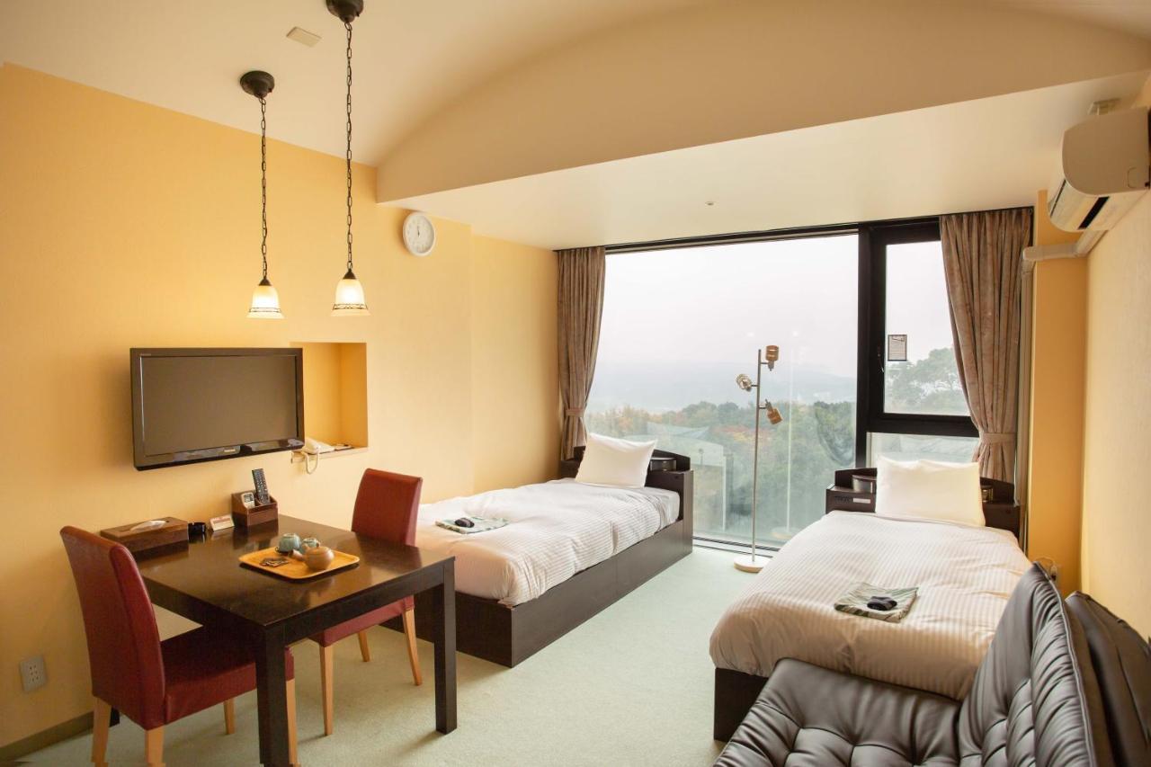 สปริง กอล์ฟ แอนด์ อาร์ต รีสอร์ต อวาจิ Hotel Sumoto ภายนอก รูปภาพ